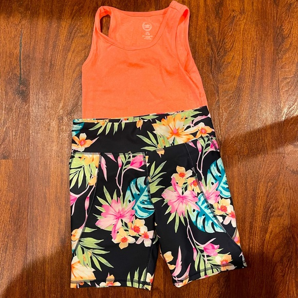 GIRLS SHORTS & TOP SET - Picture 1 of 1